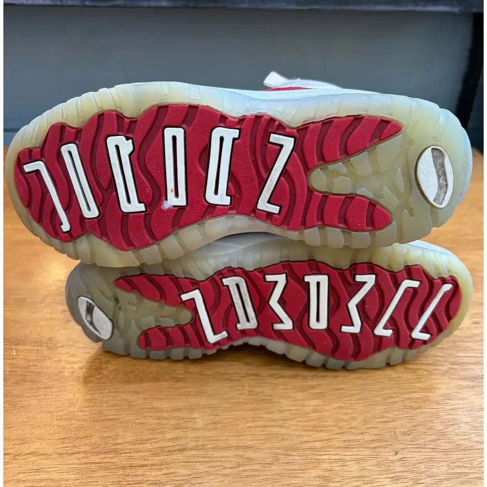 Air Jordan 11 Retro Cherry 2022 PS Kids Size 13C Red White 378039-116